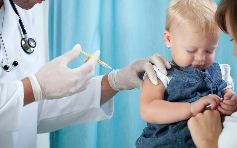 child-getting-vaccine