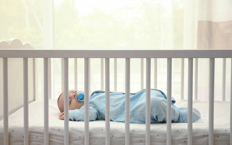 baby-sleeping-in-crib