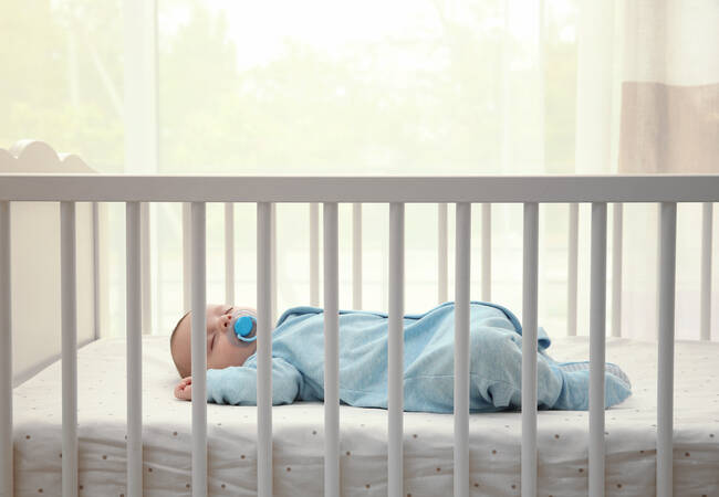 baby-sleeping-in-crib