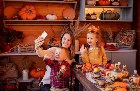 Photo of family having virtual dinner