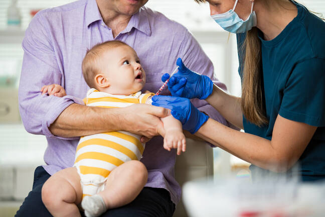 baby-getting-vaccinated